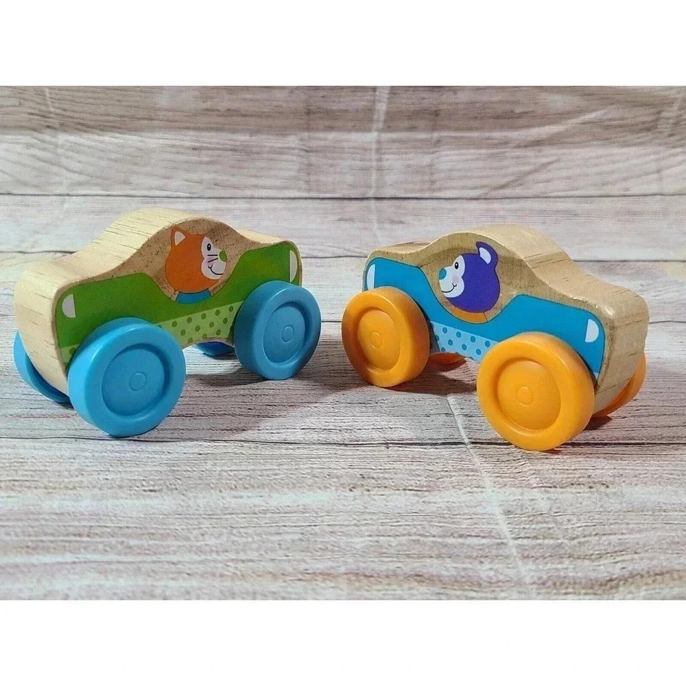 Melissa And Doug Lot Of 2 First Play Wooden Stackable Cars Plastic Wheels 4" - Picture 2 of 4